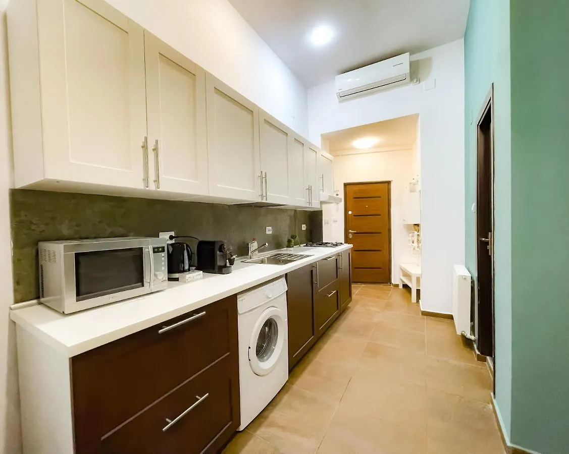 Cool Flat In The Heart Of Bucharest'S Fun And History Apartment Romania