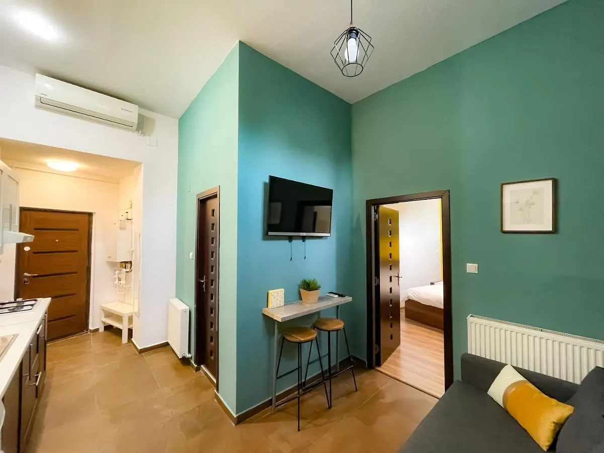 Cool Flat In The Heart Of Bucharest'S Fun And History Apartment