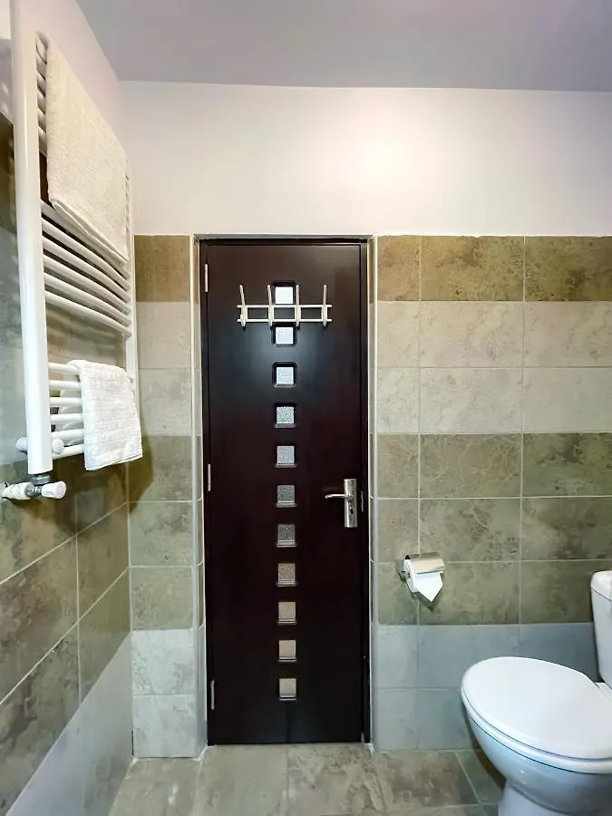 Apartamento Cool Flat In The Heart Of Bucharest'S Fun And History